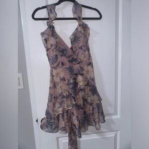 Windsor, size small, ruffles, no tags, worn once